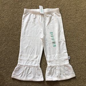 NWT Naartjie White Solid Bell Embroidered Pants 6